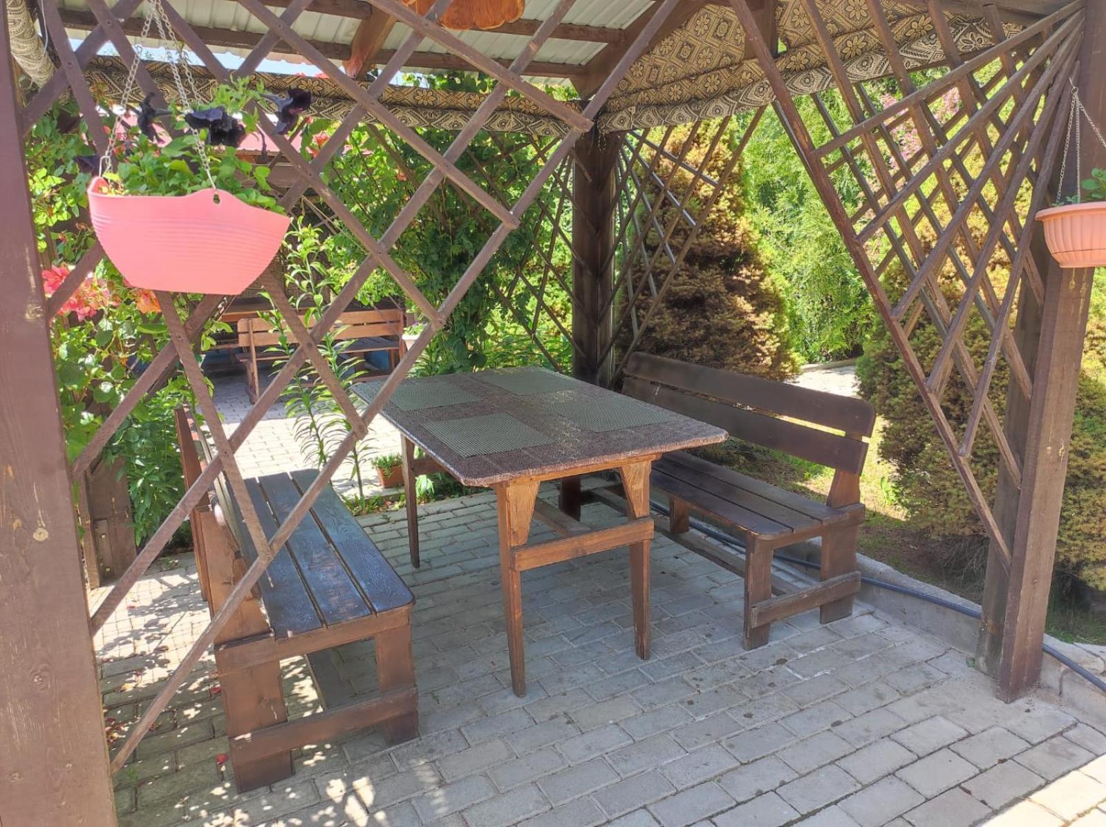 В Гостях На Иссык-Куле Hotel Чолпон-Ата Екстериор снимка